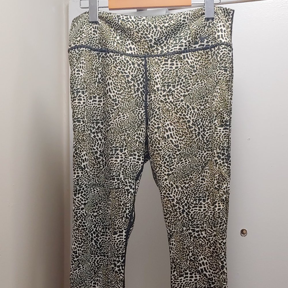 GENTLY USED, NIKE YOGA PANTS, XL!!!